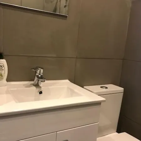 Charming In Campolide - Zamb F Apartament *